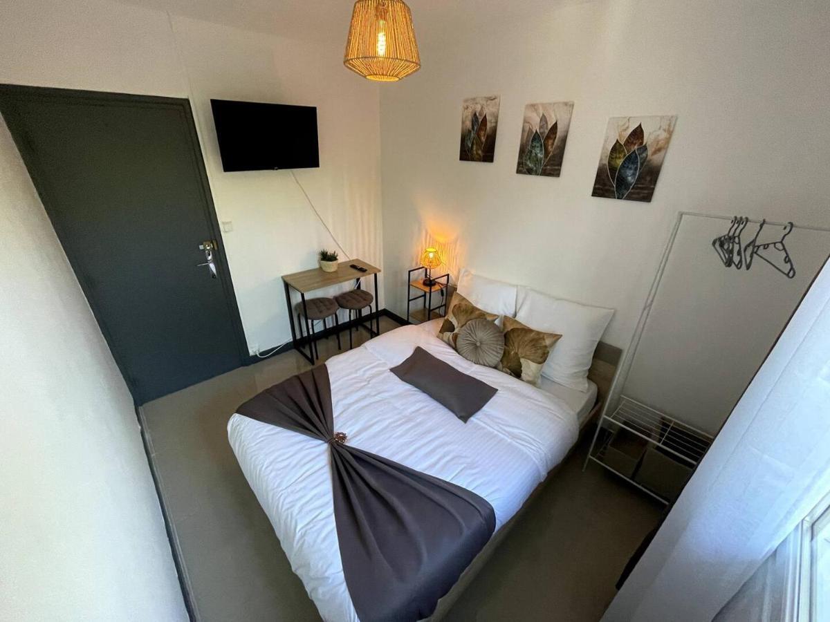 Appartement T4 Cosi: Tv Netflix Parking Montelimar Exterior photo