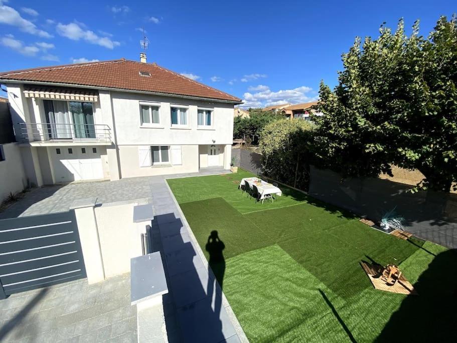Appartement T4 Cosi: Tv Netflix Parking Montelimar Exterior photo